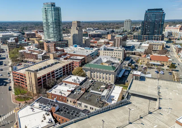 Listing Photo 2 - Condo for sale in building located at 208 Rigsbee Ave, Durham, NC 27701 - Unit #207