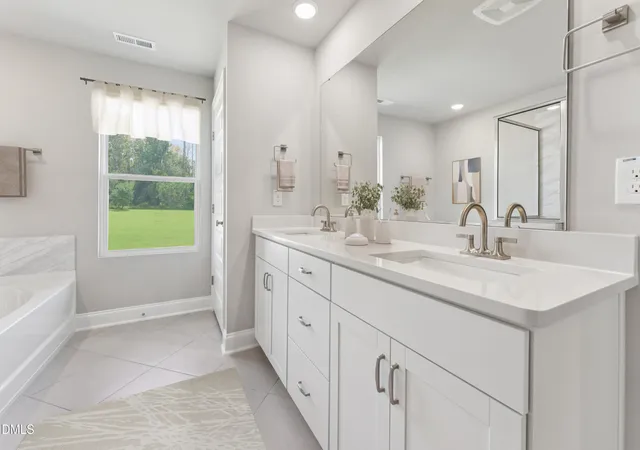 Photo 35 of Single family home for sale at 310 Williams Grv Way, Apex, NC 27523 | MLS# 10155921 | Listing updated on 2026-05-11