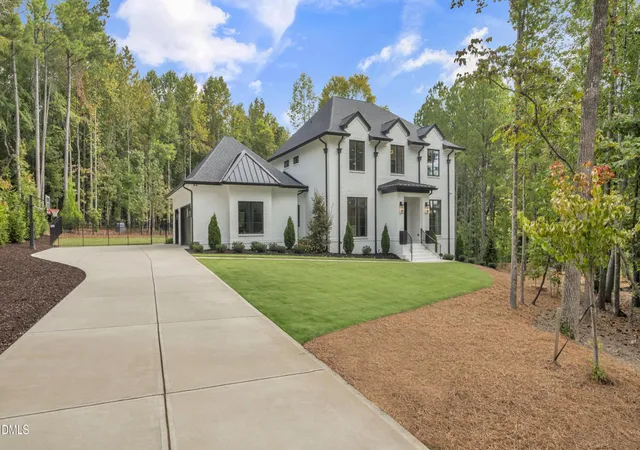 Photo 2 of Single family home for sale at 82 Stevens Creek Dr, Pittsboro, NC 27312 | MLS# 10122810 | Listing updated on 2026-04-28