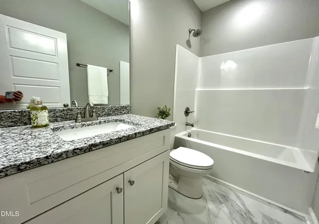 Photo 13 of Single family home for sale at 1775 Walnut Run Dr, Deep Run, NC 28525 | MLS# 10143248 | Listing updated on 2026-05-11