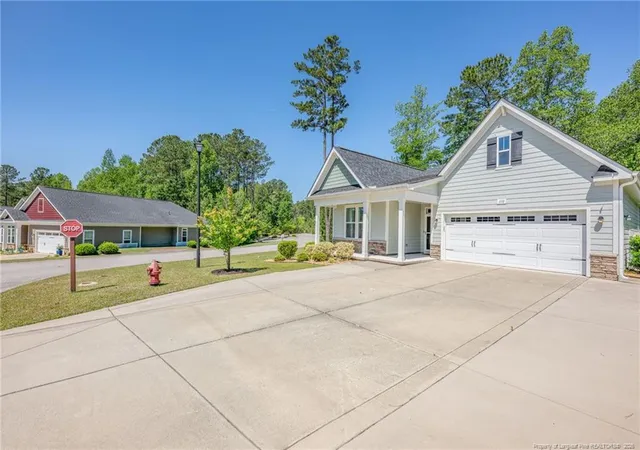 Photo 50 of Single family home for sale at 110 Glen Bnd Ct, Spring Lake, NC 28390 | MLS# 762120 | Listing updated on 2026-05-07