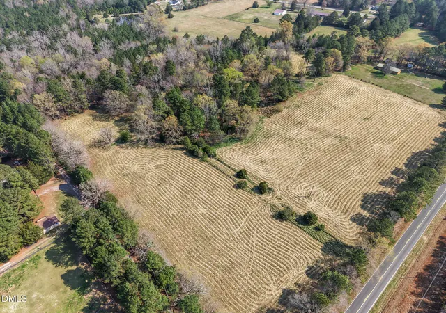 Photo 1 of Sale Pending at 264 Castle Rock Farm Rd, Pittsboro, NC 27312 | MLS# 10157220 | Listing updated on 2026-05-01