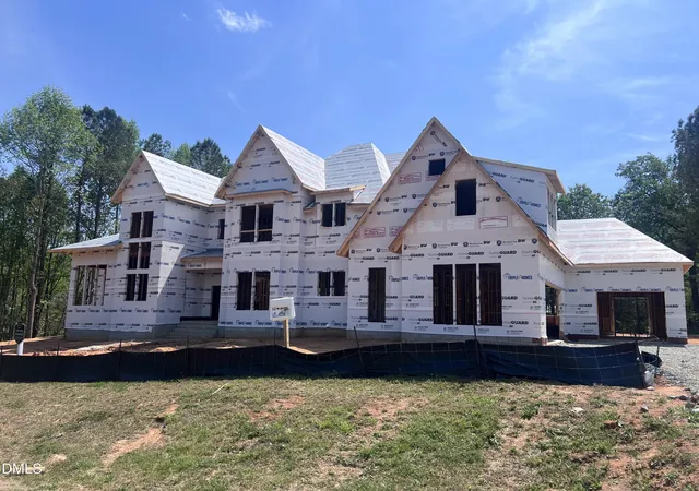Photo 1 of Mansion for sale at 181 Westhampton Dr, Pittsboro, NC 27312 | MLS# 10161424 | Listing updated on 2026-04-28