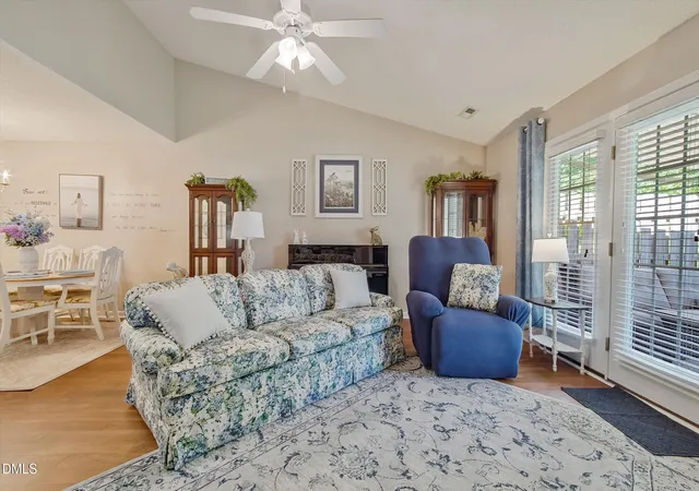 3rd image of 3027 Maple Ave #Apt D2, Burlington, NC 27215 | MLS# 10163105