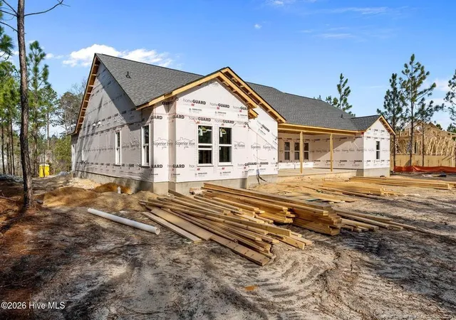 Photo 2 of Single family home for sale at 2033 Pewter Dr, West End, NC 27376 | MLS# 759537 | Listing updated on 2026-04-29