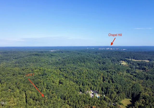 Photo 2 of Sale Pending at 7 Edwards Ridge Rd, Chapel Hill, NC 27517 | MLS# 10156645 | Listing updated on 2026-05-01