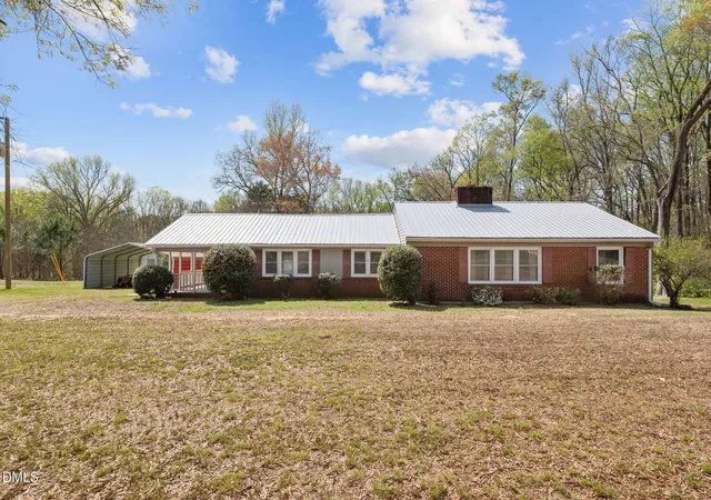 Photo 1 of Single family home for sale at 2251 Castle Rock Farm Rd, Pittsboro, NC 27312 | MLS# 10156977 | Listing updated on 2026-04-02