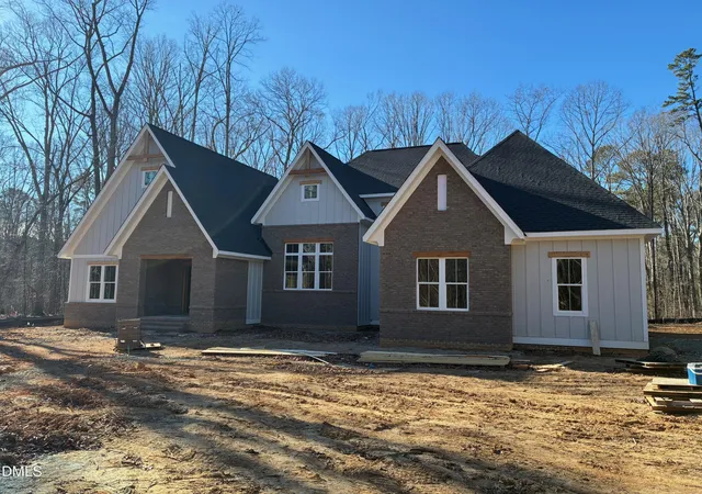 Photo 1 of Single family home for sale at 638 Old Goldston Rd, Pittsboro, NC 27312 | MLS# 10140820 | Listing updated on 2026-04-26