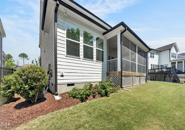 Photo 68 of Sale Pending at 2921 Macintosh Woods Dr, Apex, NC 27502 | MLS# 10162289 | Listing updated on 2026-04-29