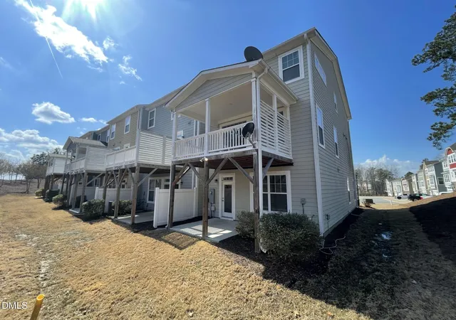 Photo 2 of Townhouse for sale at 2843 Dallas Valley Ln, Apex, NC 27502 | MLS# 10162144 | Listing updated on 2026-04-23