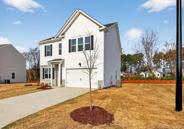 Photo 2 of Single family home for sale at 90 Discovery Way, Spring Lake, NC 28390 | MLS# 753794 | Listing updated on 2026-05-11