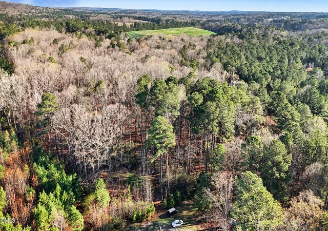 Photo 11 of Sale Pending at Sr Ne 1729 Priscilla (private) Ln, Chapel Hill, NC 27516 | MLS# 10157228 | Listing updated on 2026-04-15