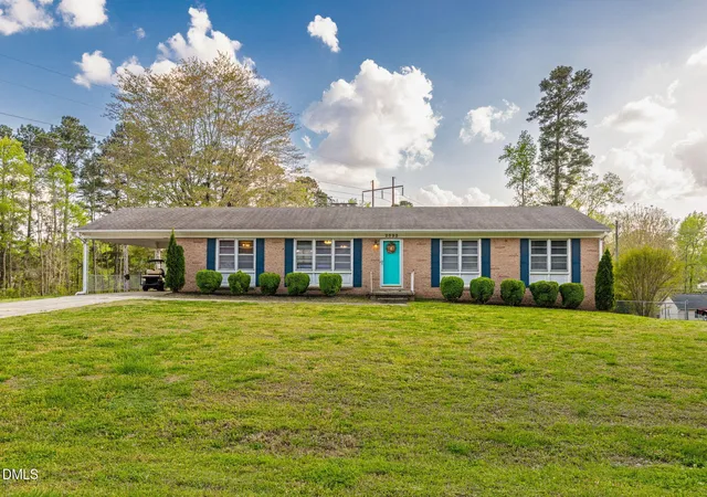 Photo 1 of Single family home for sale at 2732 Nutbush Rd, Henderson, NC 27537 | MLS# 10159653 | Listing updated on 2026-04-27