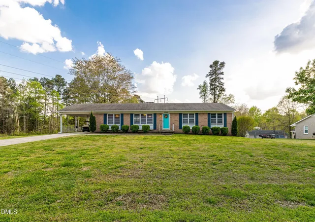 Photo 2 of Single family home for sale at 2732 Nutbush Rd, Henderson, NC 27537 | MLS# 10159653 | Listing updated on 2026-04-27