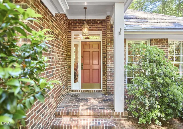 Photo 2 of Sale Pending at 100 Ironwoods Dr, Chapel Hill, NC 27516 | MLS# 10165807 | Listing updated on 2026-05-08