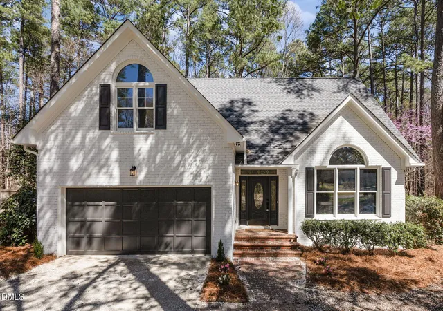 Photo 1 of Single family home for sale at 2117 Carriage Way, Chapel Hill, NC 27517 | MLS# 10153525 | Listing updated on 2026-05-07