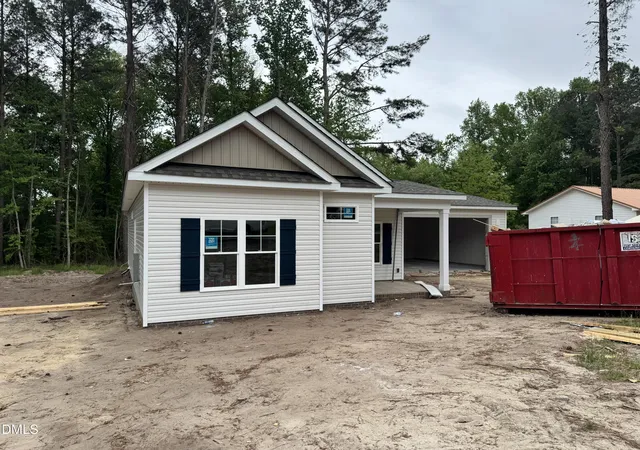 Photo 1 of Single family home for sale at 1749 Walnut Run Dr, Deep Run, NC 28525 | MLS# 10163022 | Listing updated on 2026-05-11