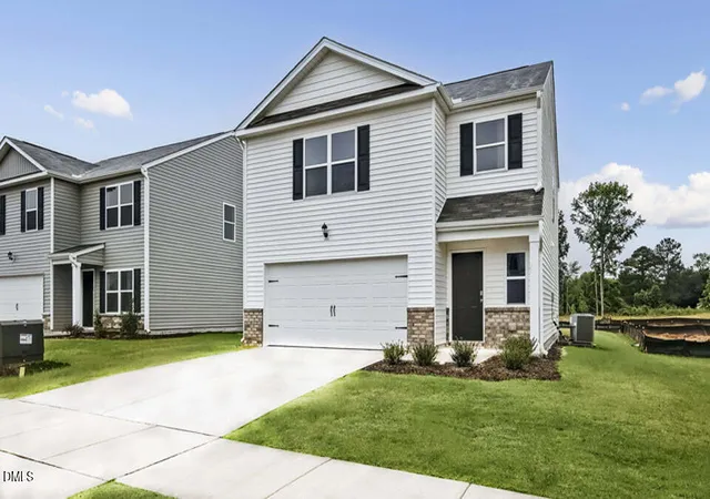 Photo 2 of Single family home for sale at 116 Vignette Dr, Smithfield, NC 27577 | MLS# 10164860 | Listing updated on 2026-05-05