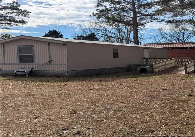 Photo 1 of Manufactured home for sale at 25 Plum Nellie Rd, Bladenboro, NC 28320 | MLS# 758361 | Listing updated on 2026-03-07
