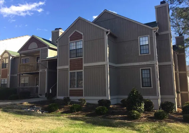 Photo 1 of Condominium at 3706 Chimney Ridge Pl #004, Durham, NC 27713 | MLS# 2106066 | | Sold on 2017-02-22