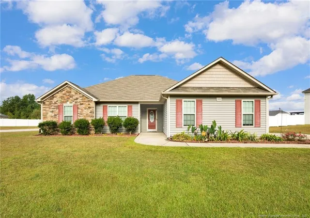 Photo 1 of Sale Pending at 1093 Saint Johns Loop, Raeford, NC 28376 | MLS# 668219 | Listing updated on 2025-10-21