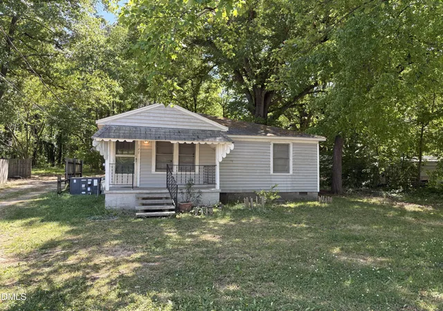 Photo 2 of Single family home for sale at 127 E End Ave, Durham, NC 27703 | MLS# 10163376 | Listing updated on 2026-05-06
