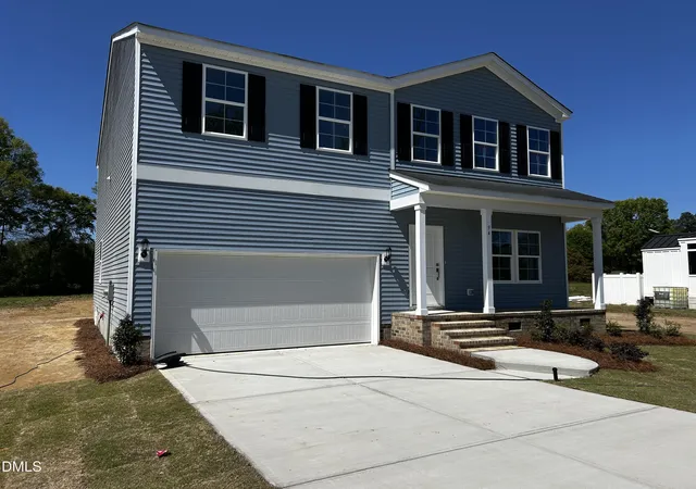 Photo 3 of Single family home for sale at 94 Harriette Ct, Lillington, NC 27546 | MLS# 10159156 | Listing updated on 2026-05-11