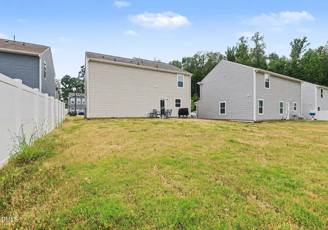 Photo 29 of Single family home for sale at 1476 Burgundy Blf Ln, Zebulon, NC 27597 | MLS# 10164827 | Listing updated on 2026-05-05