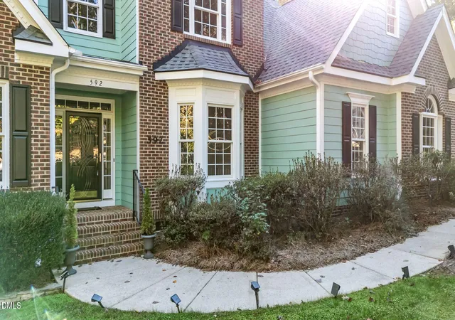 3rd image of 592 W W Walker Woods Ln, Clayton, NC 27527 | MLS# 10129484