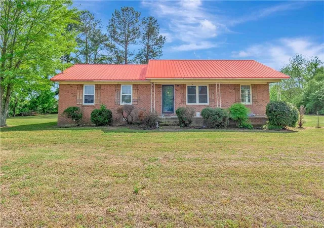 Photo 1 of Single family home for sale at 4542 Nc Hwy 904, Fairmont, NC 28340 | MLS# 760734 | Listing updated on 2026-04-15