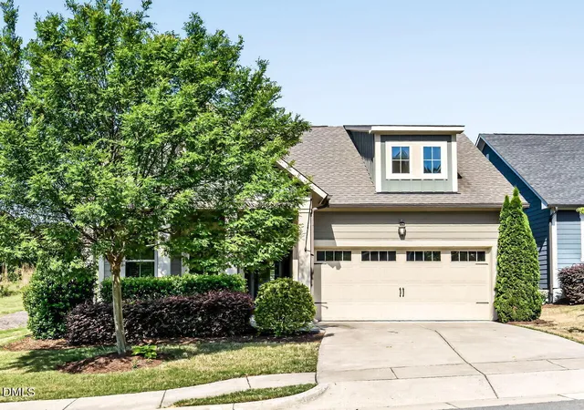 Photo 2 of Single family home for sale at 63 Middleton Pl, Chapel Hill, NC 27516 | MLS# 10165051 | Listing updated on 2026-05-06