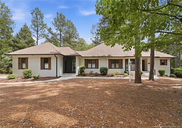 Photo 1 of Single family home for sale at 435 Tall Timbers Dr, Pinehurst, NC 28374 | MLS# 762164 | Listing updated on 2026-05-12
