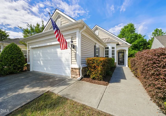 Photo 1 of Single family home for sale at 206 Callum Pl, Cary, NC 27519 | MLS# 10161257 | Listing updated on 2026-05-04