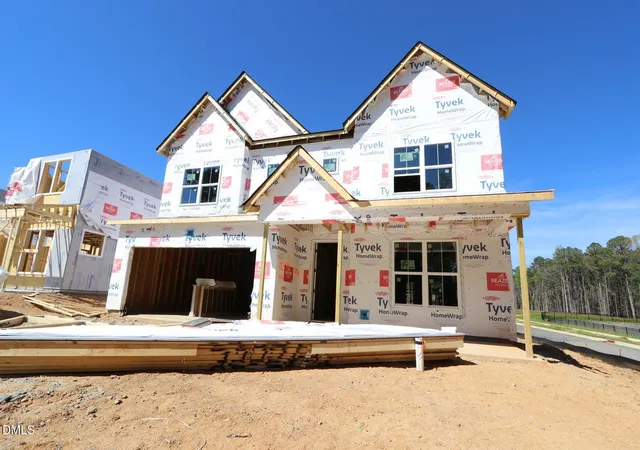 Photo 1 of Single family home for sale at 2466 Vetrina Way, Apex, NC 27502 | MLS# 10156817 | Listing updated on 2026-04-28