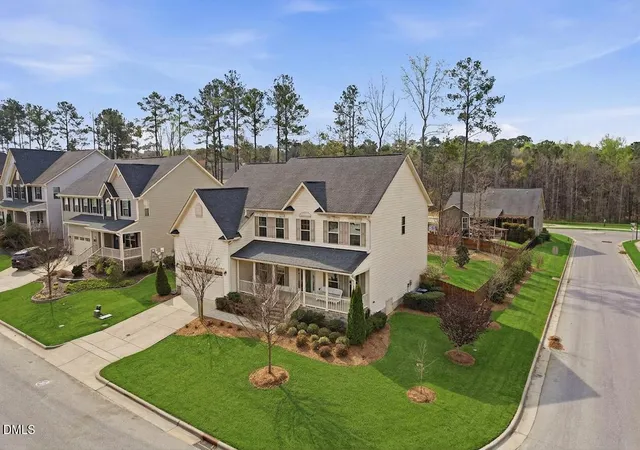 Photo 1 of Single family home for sale at 3525 Regent Pines Dr, New Hill, NC 27562 | MLS# 10155271 | Listing updated on 2026-04-10