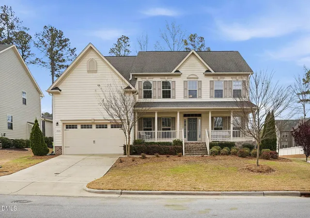 Photo 2 of Single family home for sale at 3525 Regent Pines Dr, New Hill, NC 27562 | MLS# 10155271 | Listing updated on 2026-04-10