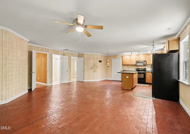 Photo 3 of Sale Pending at 1037 Graham Sherron Rd, Wake Forest, NC 27587 | MLS# 10162936 | Listing updated on 2026-05-11