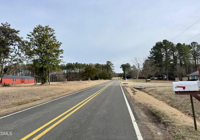 Photo 27 of Sale Pending at 1595 Spring Valley Lake Rd, Henderson, NC 27537 | MLS# 10149174 | Listing updated on 2026-04-18