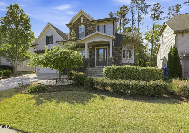 Photo 2 of Sale Pending at 115 Sterling Chapel Way, Chapel Hill, NC 27517 | MLS# 10158879 | Listing updated on 2026-04-13