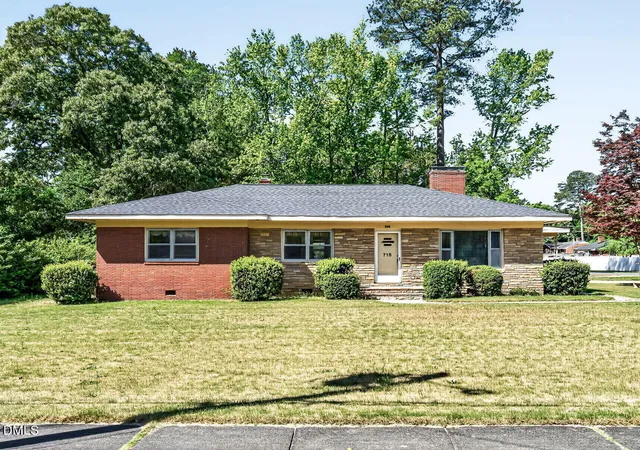 Photo 1 of Single family home for sale at 715 N Church St, Zebulon, NC 27597 | MLS# 10164001 | Listing updated on 2026-05-13