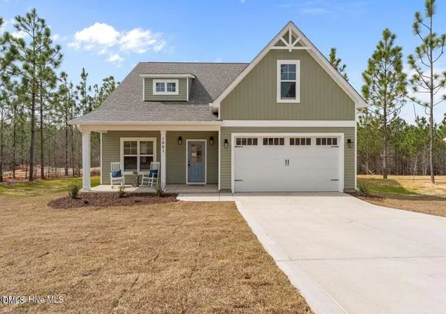 Photo 1 of Single family home for sale at 1001 Ivory Ln, West End, NC 27376 | MLS# 10122316 | Listing updated on 2026-04-07
