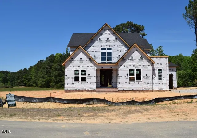 Photo 1 of Single family home for sale at 215 Broadleaf Ln, Youngsville, NC 27596 | MLS# 10166350 | Listing updated on 2026-05-11