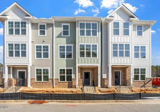 Photo 2 of Townhouse for sale at 2294 Apex Peakway, Apex, NC 27502 | MLS# 10150973 | Listing updated on 2026-04-07