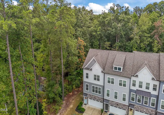 Photo 37 of Sale Pending at 2022 Van Hook Ln, Apex, NC 27502 | MLS# 10154856 | Listing updated on 2026-04-10