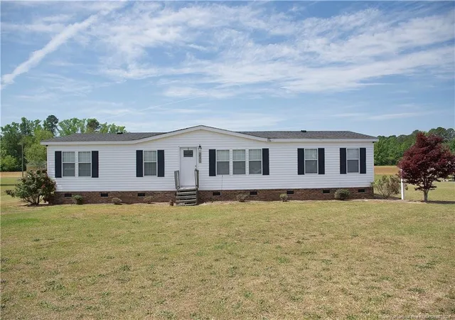 Photo 1 of Manufactured home for sale at 1071 Watts Rd, Lumberton, NC 28360 | MLS# 760887 | Listing updated on 2026-04-16