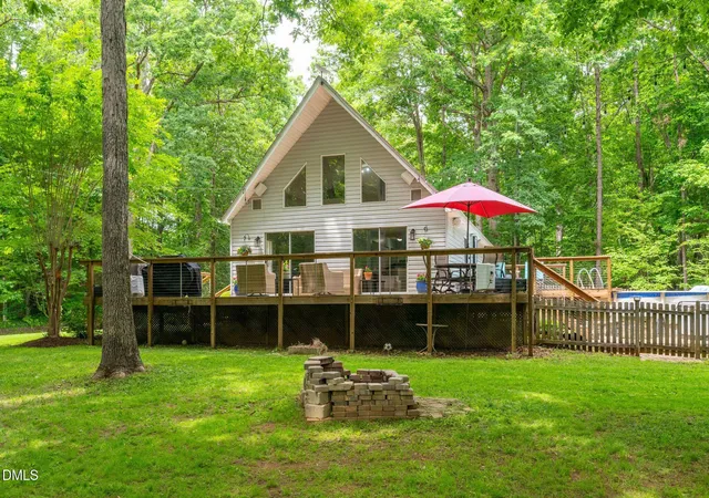 Photo 1 of Single family home for sale at 298 Forest Ln, Pittsboro, NC 27312 | MLS# 10165128 | Listing updated on 2026-05-10