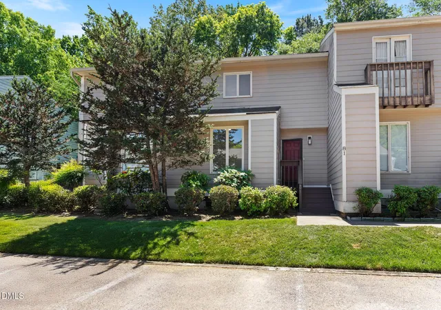 Photo 1 of Condo for sale at 250 S Estes Dr #81, Chapel Hill, NC 27514 | MLS# 10162596 | Listing updated on 2026-04-24