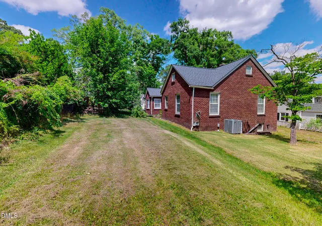 Photo 40 of Sale Pending at 208 Forestwood Dr, Durham, NC 27707 | MLS# 10164855 | Listing updated on 2026-05-12
