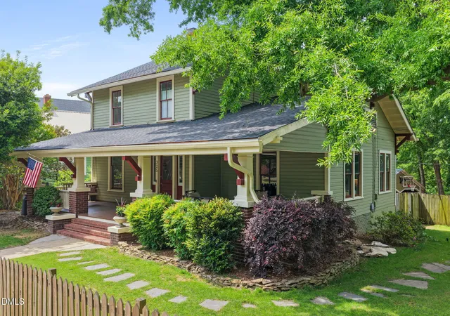 Photo 1 of Sale Pending at 325 E Trinity Ave, Durham, NC 27701 | MLS# 10165728 | Listing updated on 2026-05-13