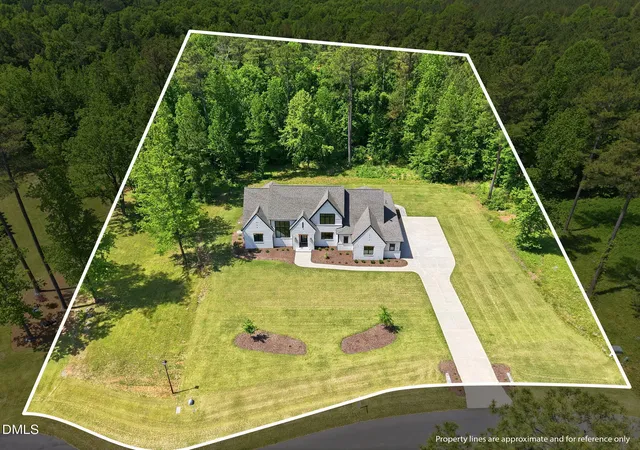 Photo 2 of Single family home for sale at 92 Bluffside Ct, Pittsboro, NC 27312 | MLS# 10150995 | Listing updated on 2026-05-13